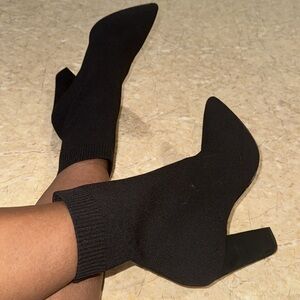 Aldi Sock Boots 8.5 but fit like 7.5